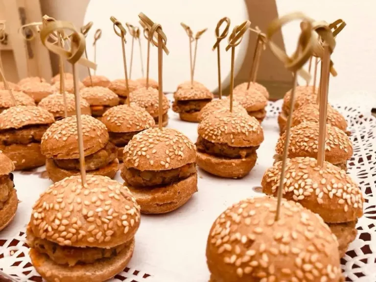 aperitivos de barbacoa al aire libre 5 768x576