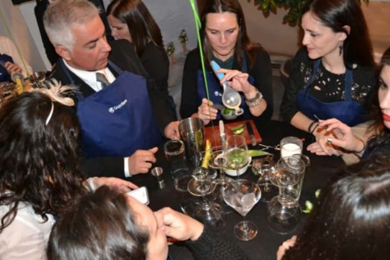 Taller de cocteleria para team building 9 768x512